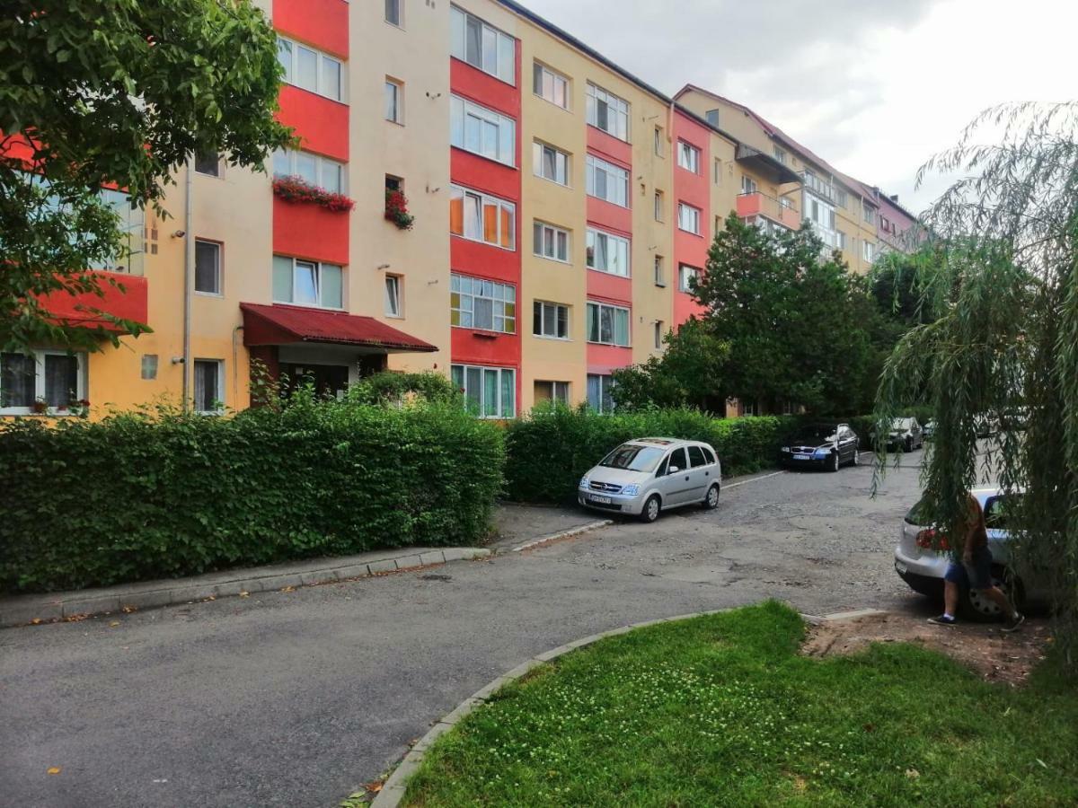 Appartement Apartament Ada à Sibiu Extérieur photo